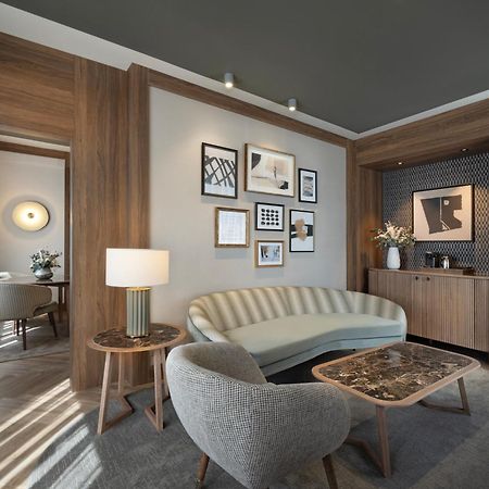 Отель The Westin Madrid Cuzco Экстерьер фото
