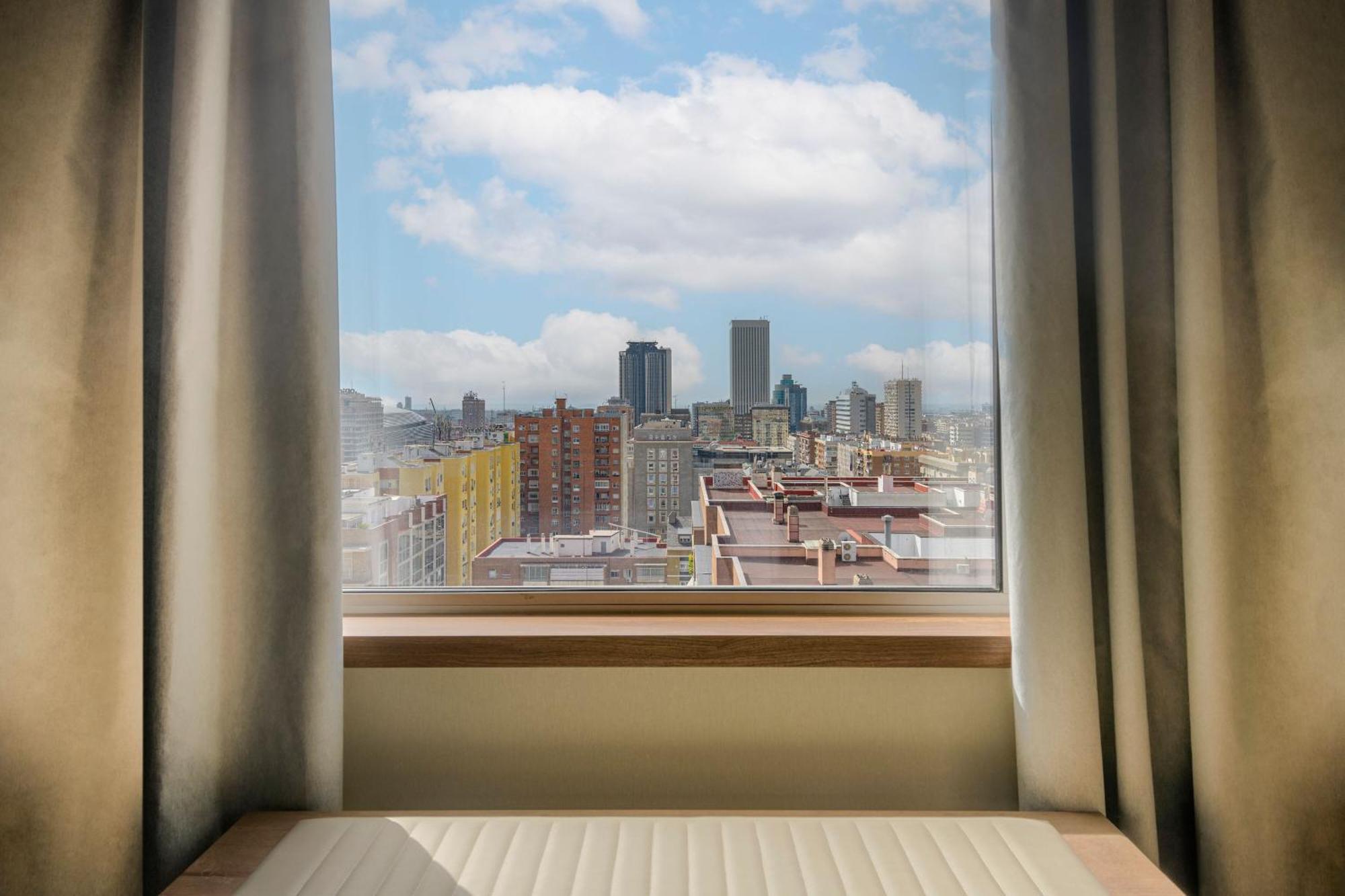 Отель The Westin Madrid Cuzco Экстерьер фото